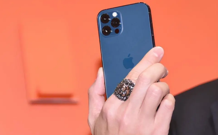 海淀苹果手机维修分享iPhone12系列重启方法教程 